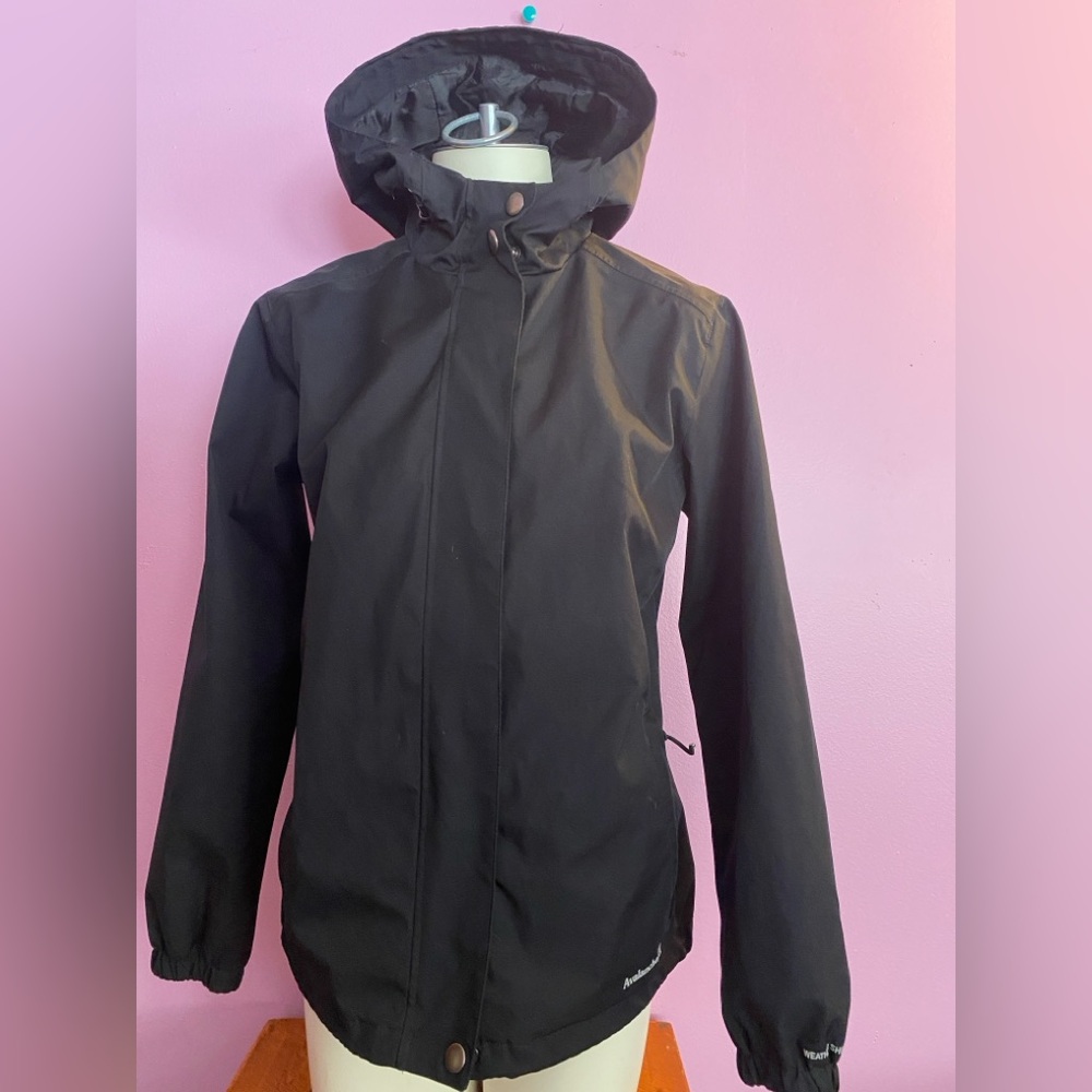 Avalanche Hooded Windshield